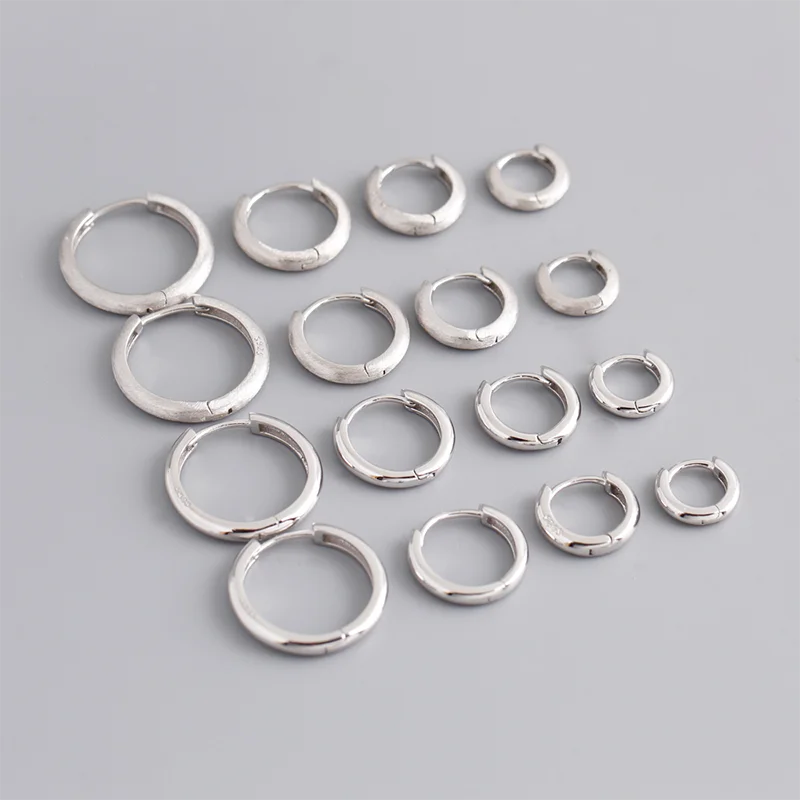Matte Sterling-Silber Hoop-Ohrringe – Unisex