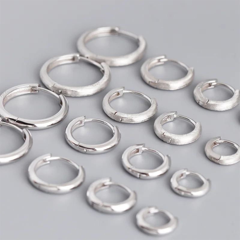Matte Sterling-Silber Hoop-Ohrringe – Unisex